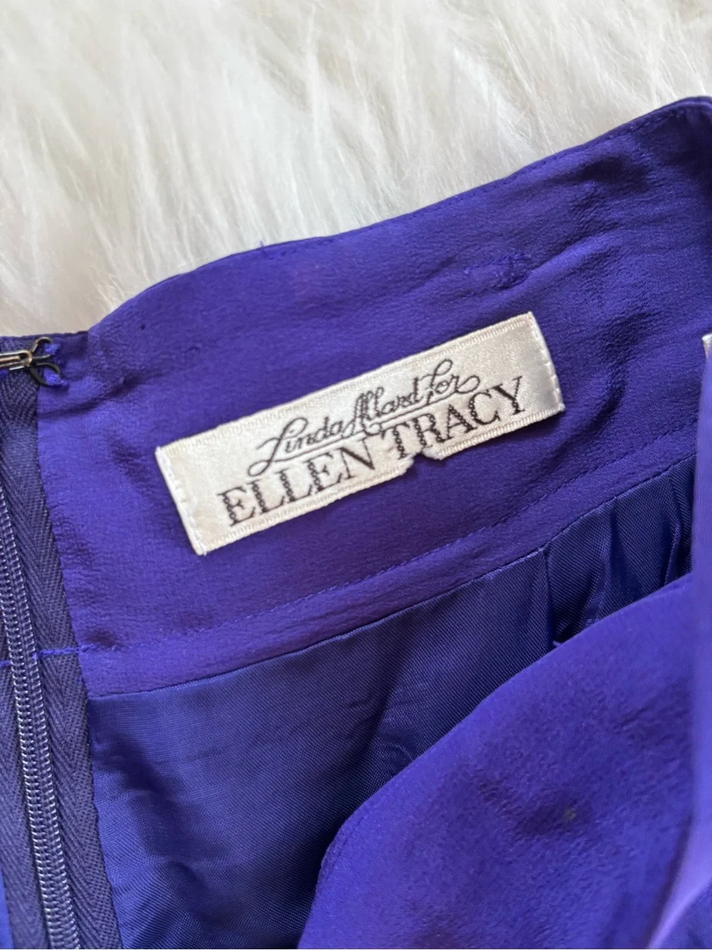 Ellen Tracy Deep Purple Pencil Skirt VINTAGE 100% Silk